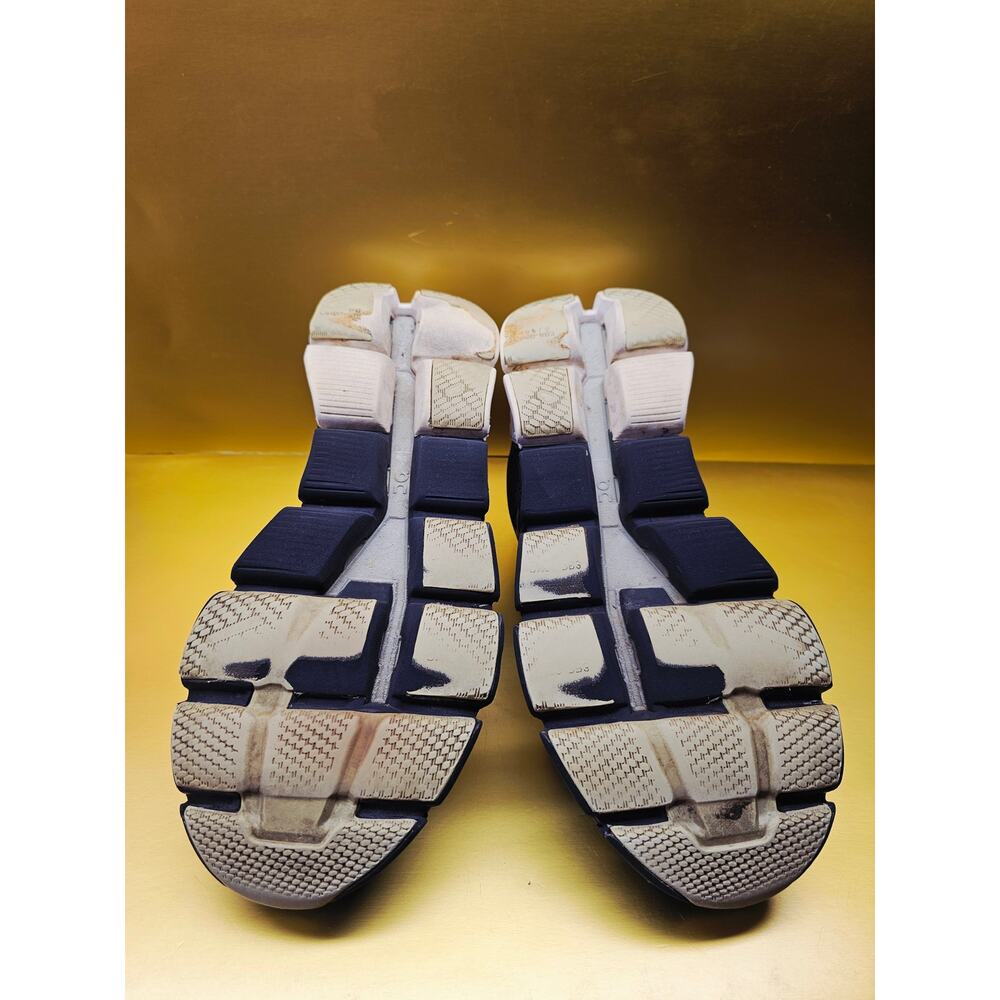 Oncloud Women 9.5 Comfy footwear - Picture 3 of 11